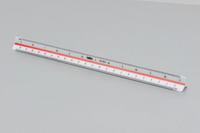 Plastic scale bar