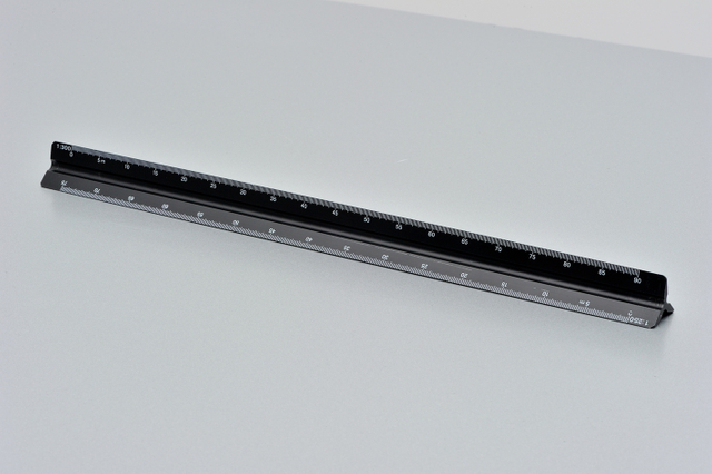 Aluminum alloy scale bar